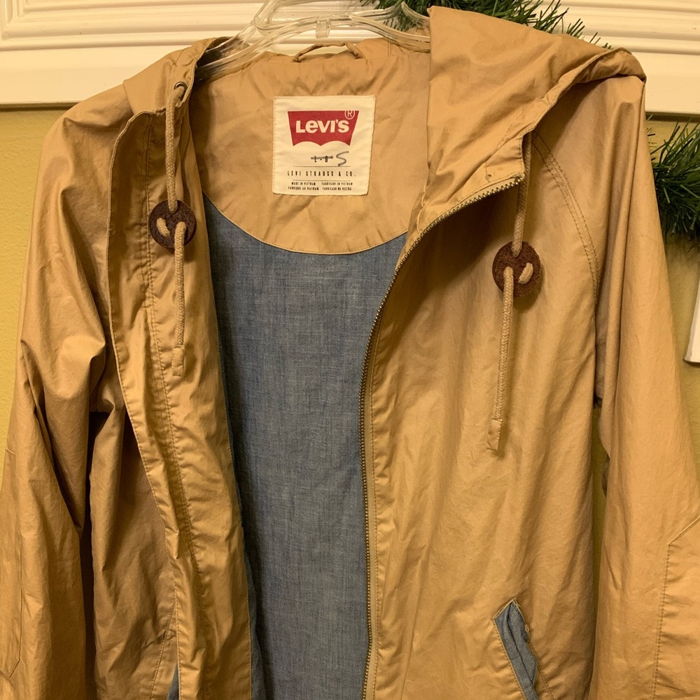 Levi’s jacket - Picture 2 of 4